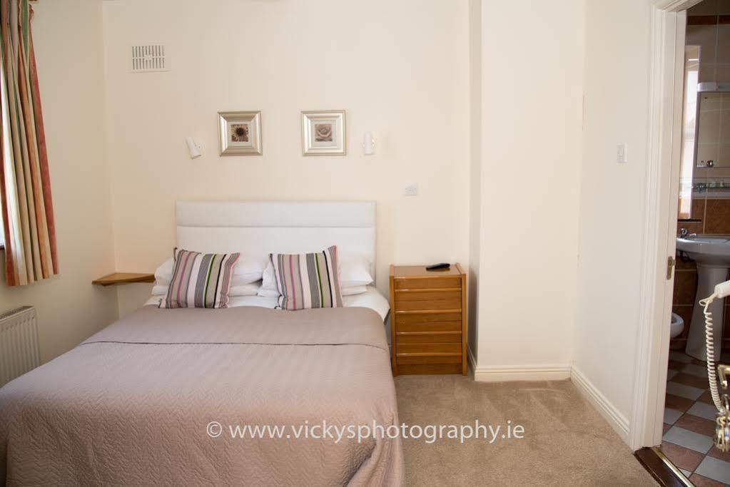 The Townhouse Bed and Breakfast Kilkenny Eksteriør billede
