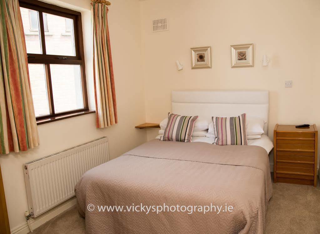 The Townhouse Bed and Breakfast Kilkenny Eksteriør billede