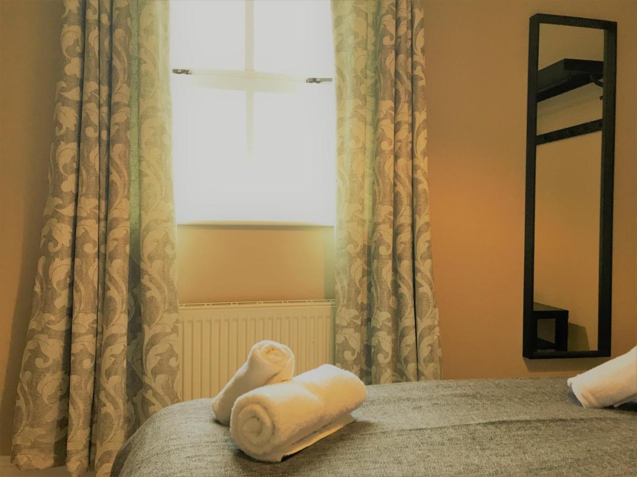 The Townhouse Bed and Breakfast Kilkenny Eksteriør billede